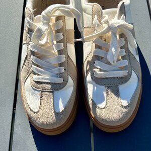 Sincerely Jules Bailey Two-Tone Sneakers / Walking Shoes
